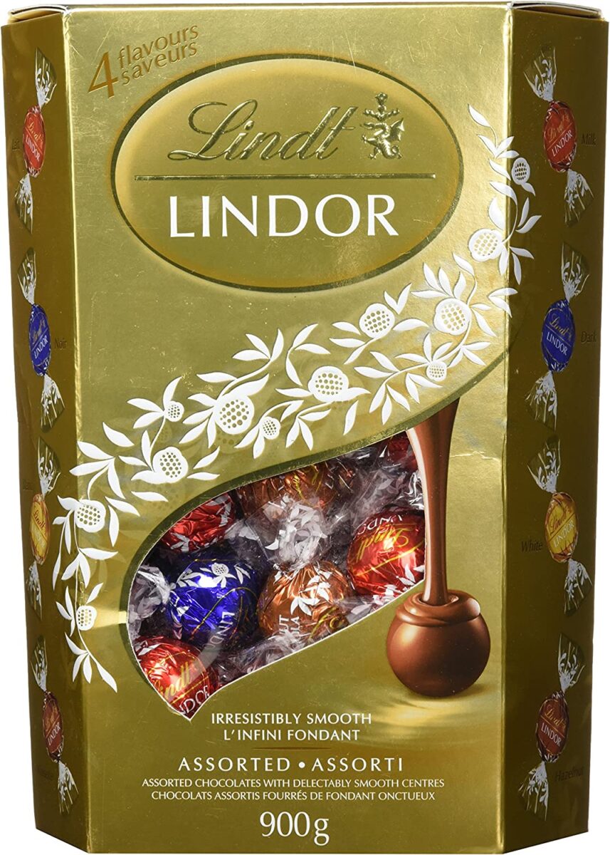 Lindt Lindor Assorted Chocolate Truffles, Value Pack, 900gram/1.98pound. Assortment of 4 Flavors of Chocolate Truffles : Hazelnut, Milk, White and Dark
